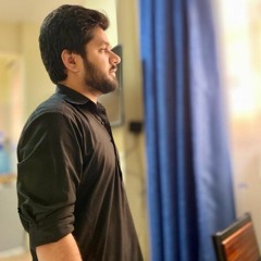Lgty Masoom Hain Apni Tasveer Se