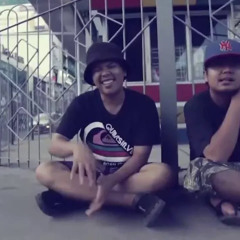 စကား - ကြက်ဖ