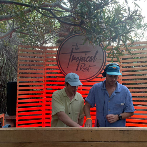 Faf&Foos 06:00-08:00 - Tropical Roast