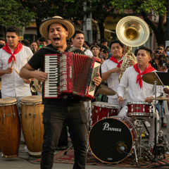 Los Cumbieros de Barranquilla - Cumbia en la Campana