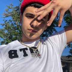 Whoa Whoa (@kayypradaa)