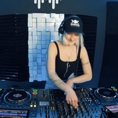 XANDY // 3MOON Record Mix Series