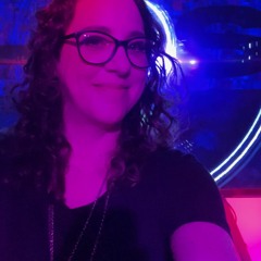 DJ Angel (BR) On The Floor At The Phase