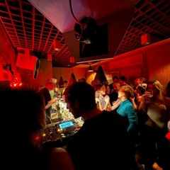 Frau Sala_b2b_Elektro Schröder@Legal Bar(Suck My Disco Kollektiv)