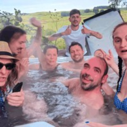 Hot Tub Time Machine