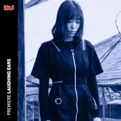 Premiere: Laughing Ears ‘Black Swan’