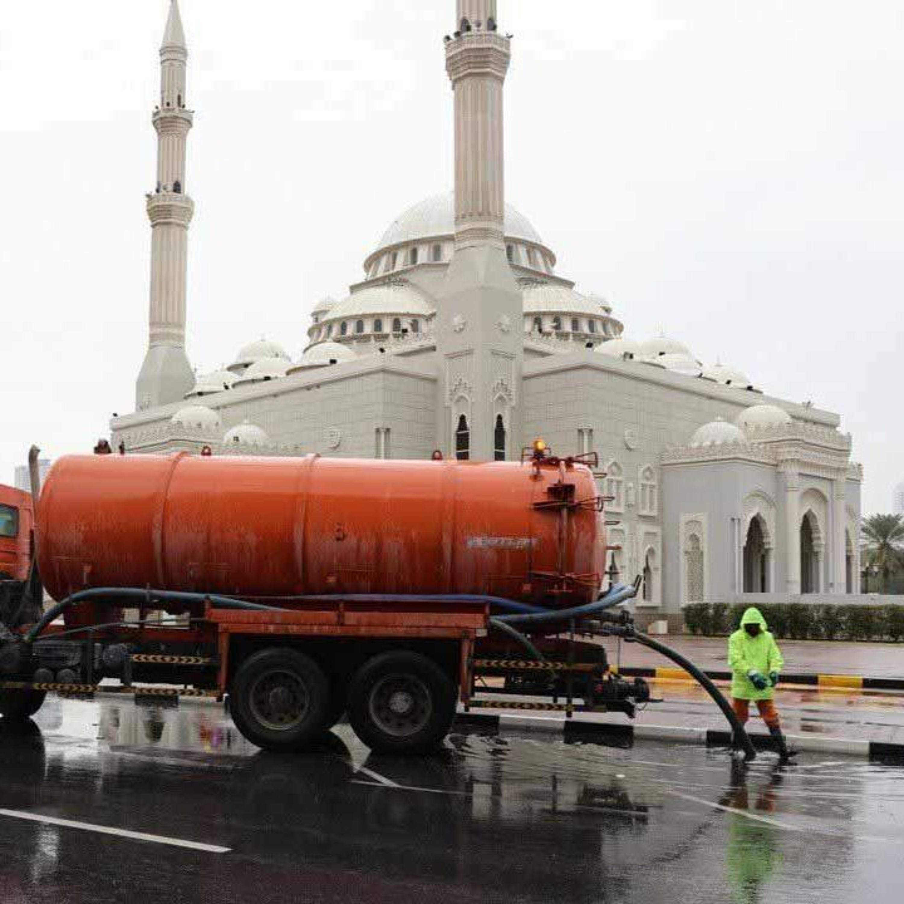 Precautions and safety measures during heavy rain with Sharjah Municipality (12.2.24) episode artwork