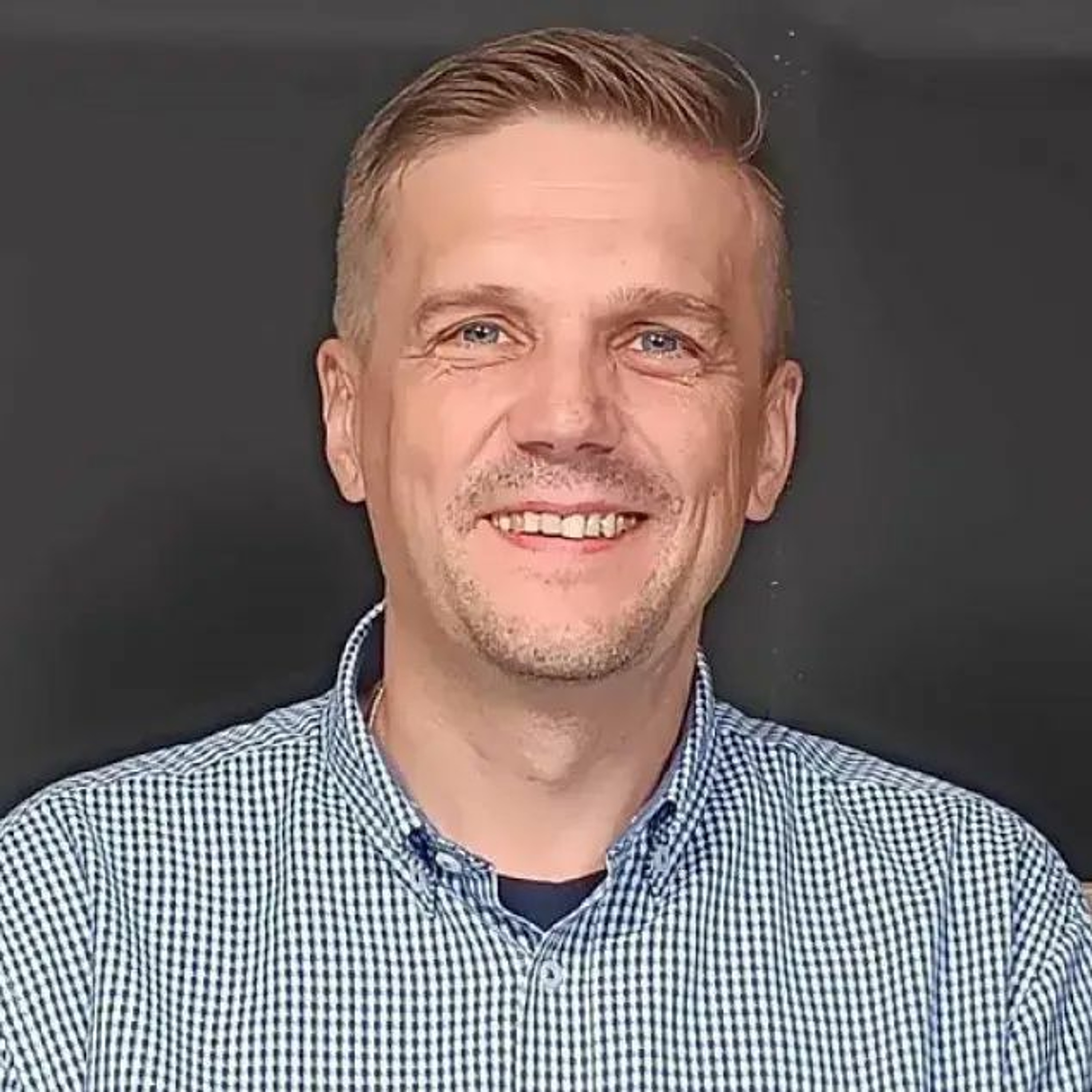 Ігар Бортнік: разнастайнасць, плюралізм і магчымасць уплываць на свой лёс — мая ідэя episode artwork
