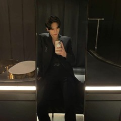 Hyunjin(Stray Kids)-Beautiful