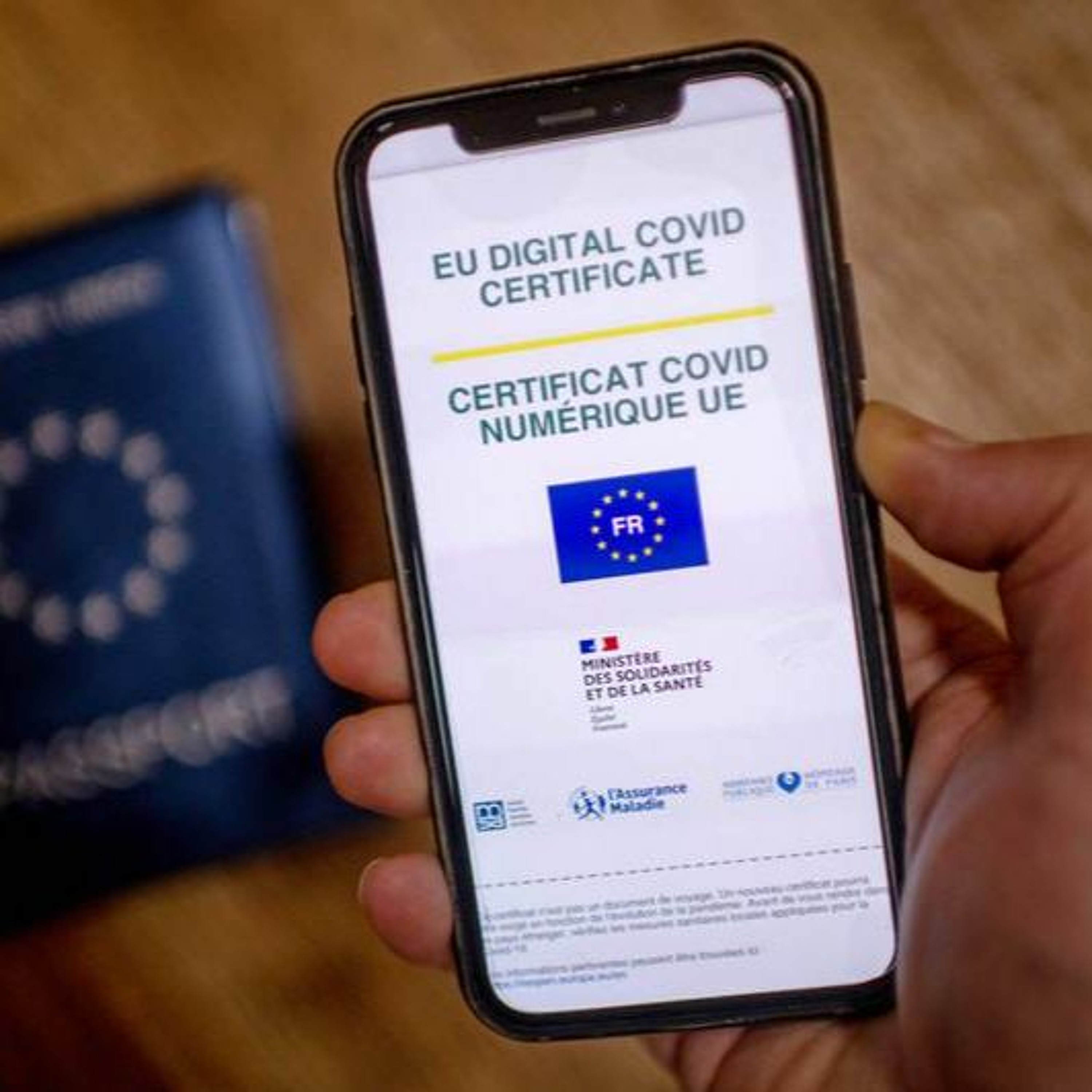 European Vaccine Certificate Makes Travel Easier For UAE residents (14.11.21) episode artwork