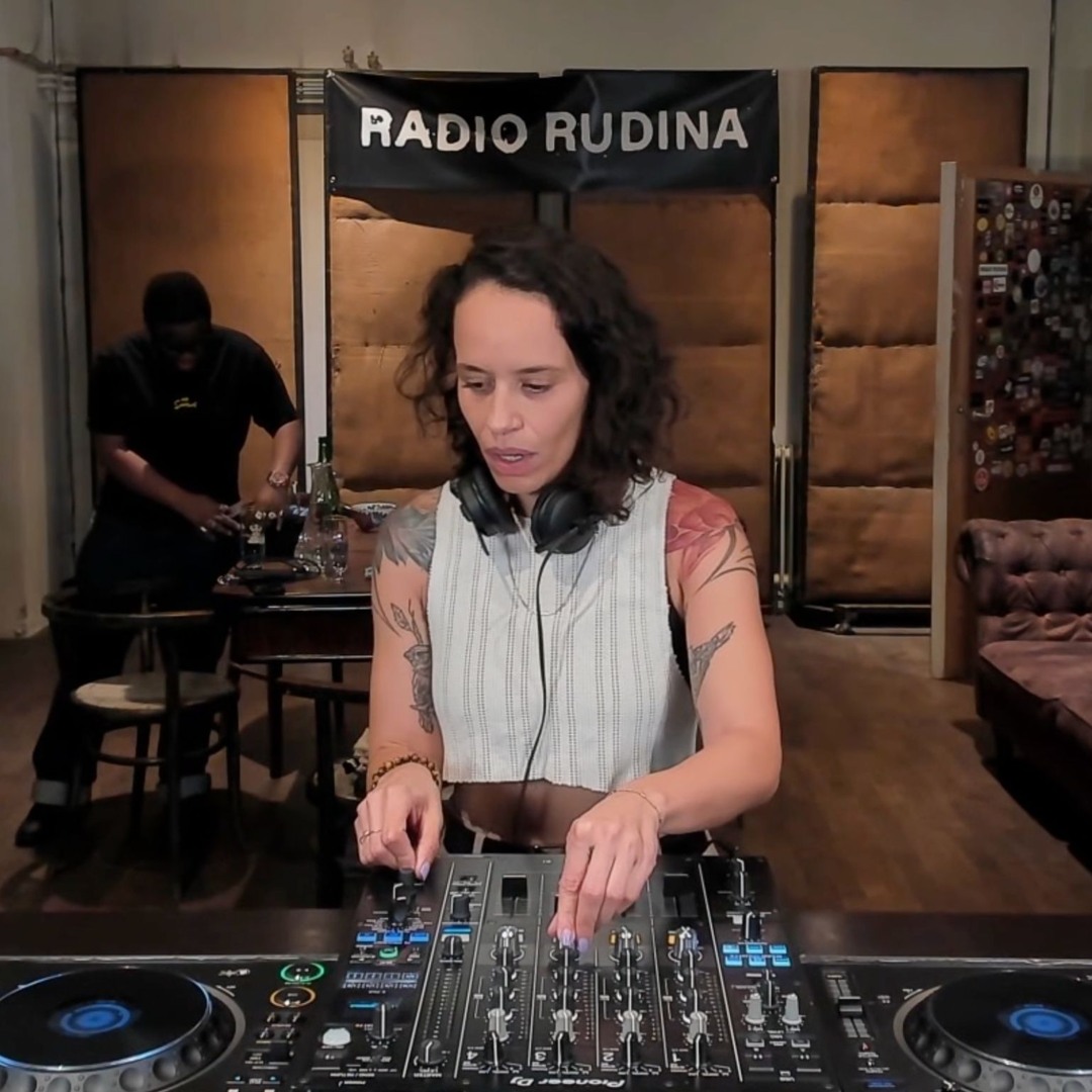 Stream Joyce Muniz | Radio Rudina by Radio Rudina | Listen online for ...
