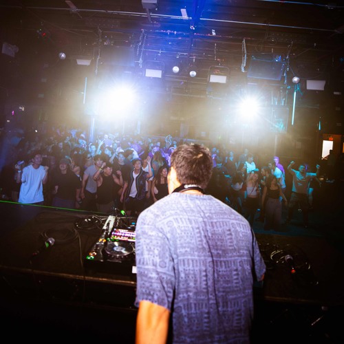 DUBSTEP MAKES ME HAPPY (BROOKLYN MONARCH LIVE SET)