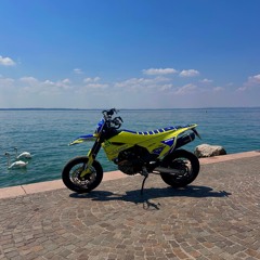 Supermoto ballern