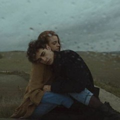 "اللي في حضنه راحتي"