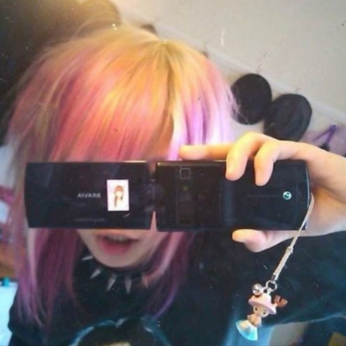 R4ve Gurl (deadat18)
