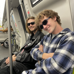 showing off  [pabloblanc remix]