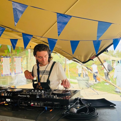 Intermezzo - Half an hour of Hiphop (recorded at Nuovo Buitengoed)