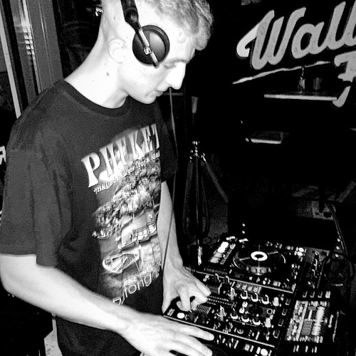 REDCUPUNDERGROUND #2