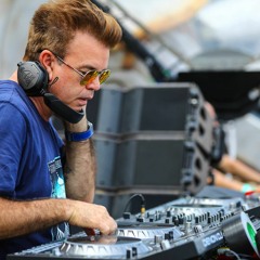 Planet Perfecto 595 Ft. Paul Oakenfold playing Waiting All My Life
