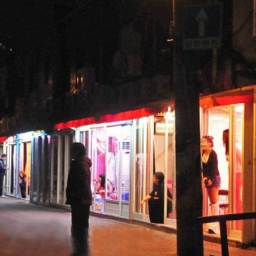 바로 창녀촌 정상화 (만들다 경찰옴)