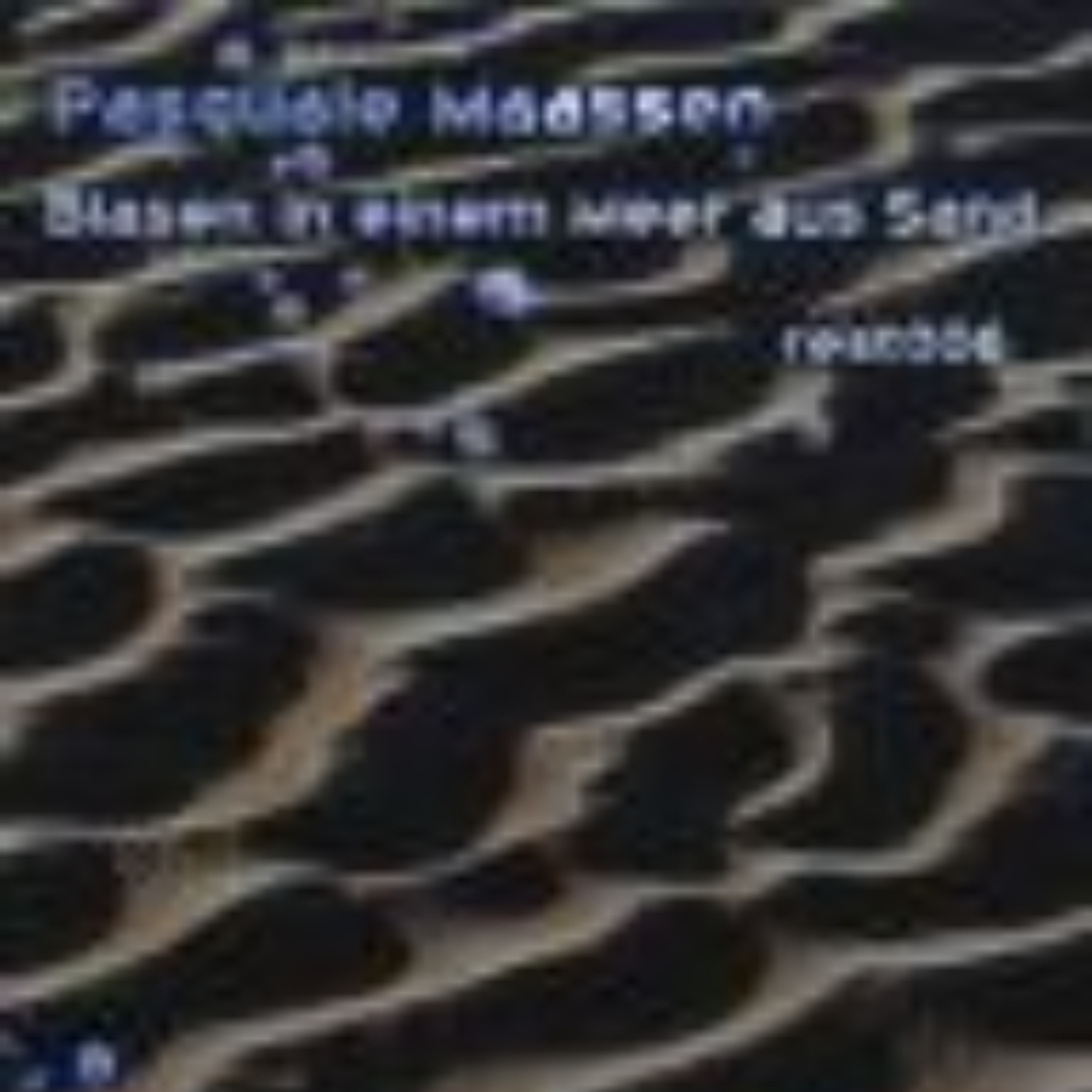 iKul-a - Blasen in einem Meer aus Sand