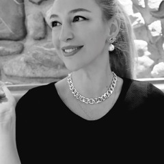 Radio Romania CULTURAL interview with pianist and composer Madalina Slav