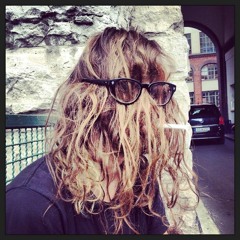 Up Down (ft. J Balvin)