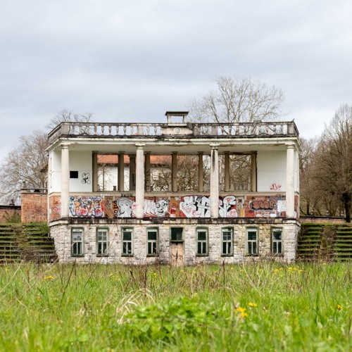 Nika van Berkel, Karmen Ponikvar: Zeleni atrij mesta / Green Atrium of the City