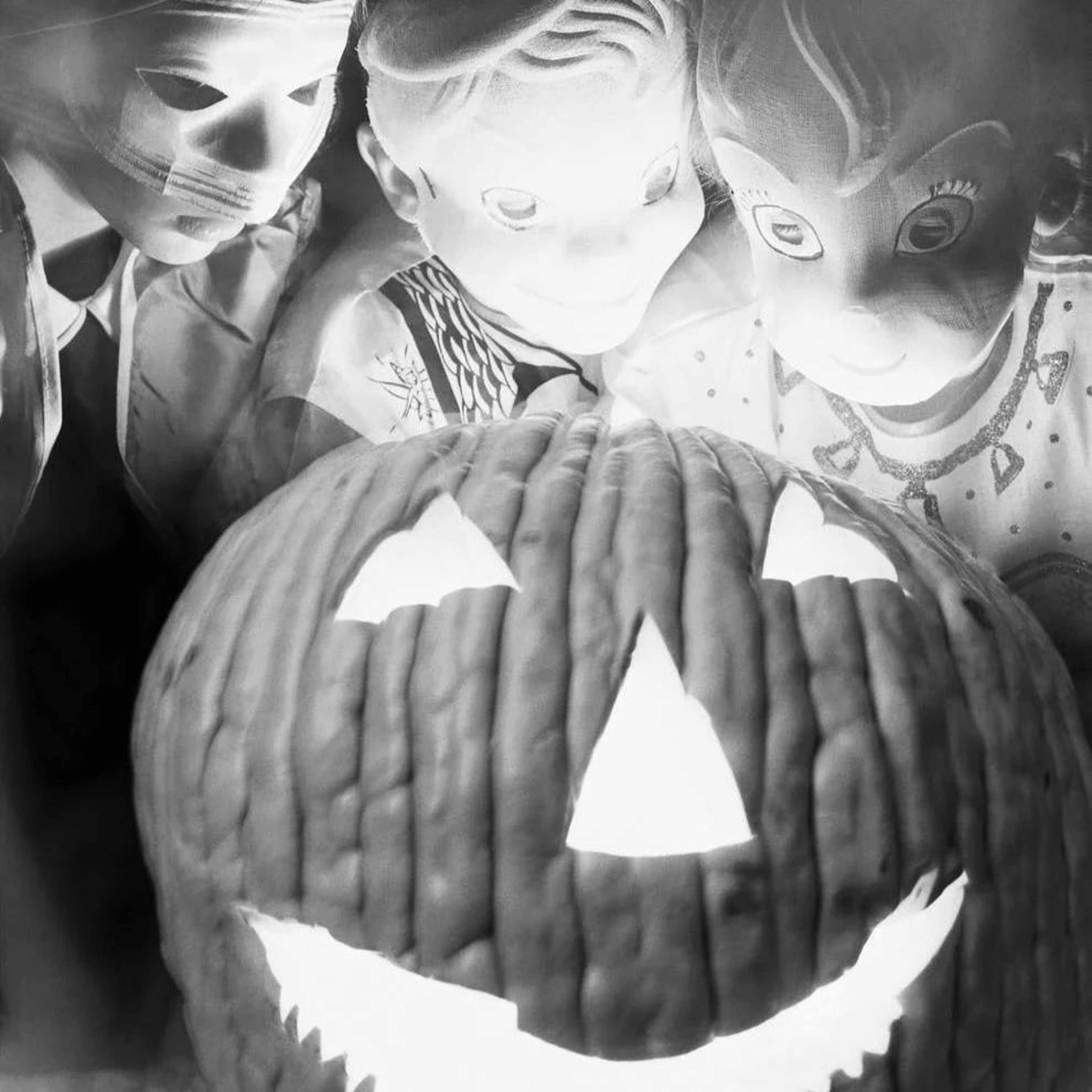 Talkin To The Wall, Episode 43, October 29, 2021:  Happy Halloween! episode artwork