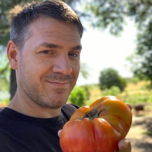 Stream episode Mariano Scarampi La Pebeta by N+ Podcast podcast