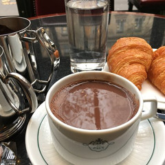 Chocolate & Croissant