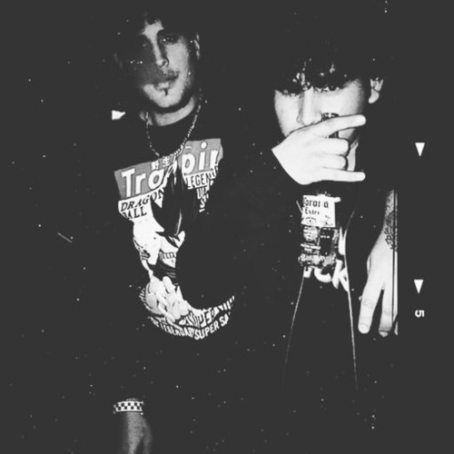 ShitCleaner - Dirty Sprite ft LøvHøv.m4a