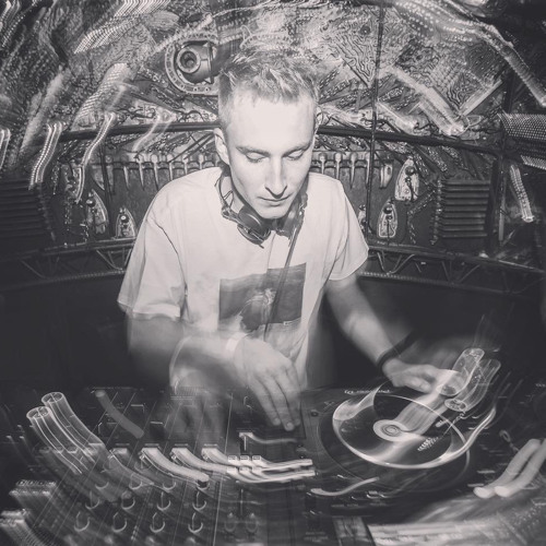 Memtrix - So Alive (Walt Emergency Edit).wav