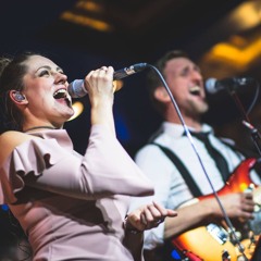 Ain't No Mountain High Enough - Corra