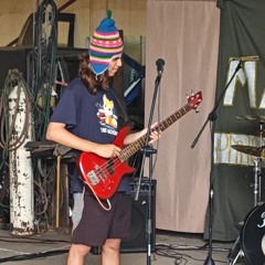 Te extraño pero se me pasa con clonazepam, o no? - En Vivo Machete Fest open air