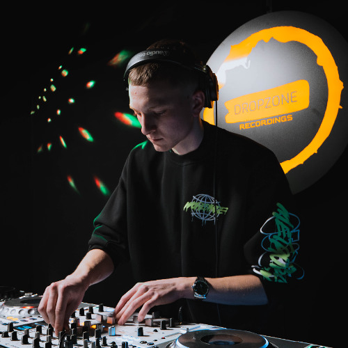 HÜPNOOS@DROPZONE–MIDWEEK MADNESS! 🎧