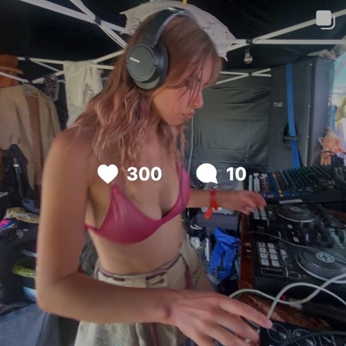 I DJ'd at Kiwiburn!