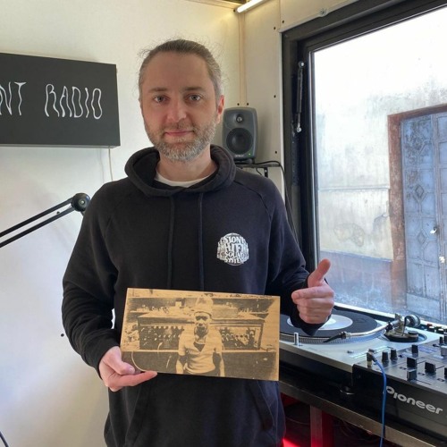 Select with Sioni HiFi Soundsystem w. Juno Q Beat [03.04.2021]
