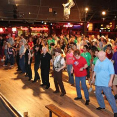 Review Special Price Billy Bob'S Texas Honky Tonk Dinner And Photo Package