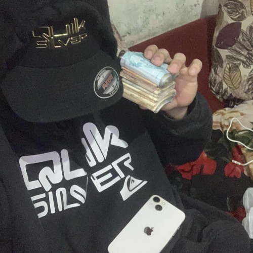 Ela Brotou na Minha Base