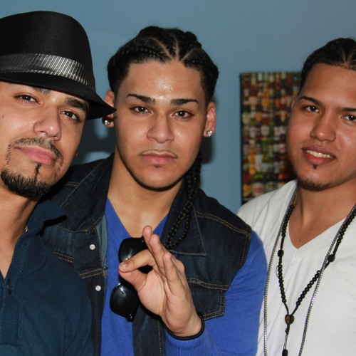 Arez Flow Ft Oye Christian Y Neka - No Es Una Santa (Prod.Arez Flow)REGGAETON