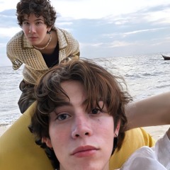 Alibi (edit audio slowed).mp3