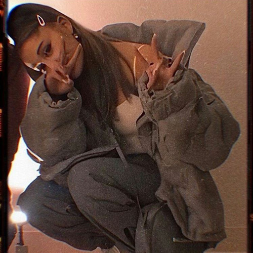 Ariana Grande - Whenever, Wherever (Shakira)