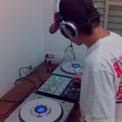 FREQUÊNCIA MÁXIMA 09 CJFCV B2 30.08.2020 Mix Hip - Hop Pop Rock