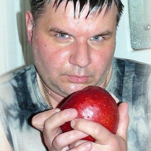 Я дрочил тебе дома