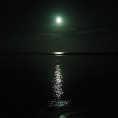 voy caminando en la noche