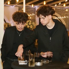 Chrome Hearts (ft. D8VID)