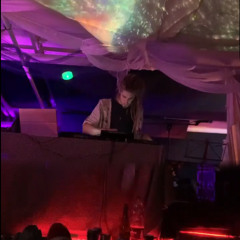 LIVE Sets