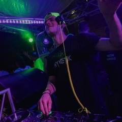 STP25 Neon Jungle Lomo 26