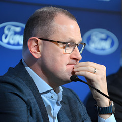 The Leafs' trade deadline needs and options at center, wing & defense -- MLHS Podcast Ep. 84